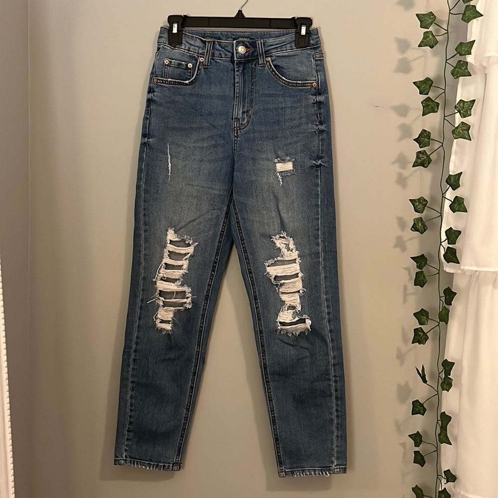 Blue Ripped Highest Rise Mom Jeans (Wild Fable)/ 0